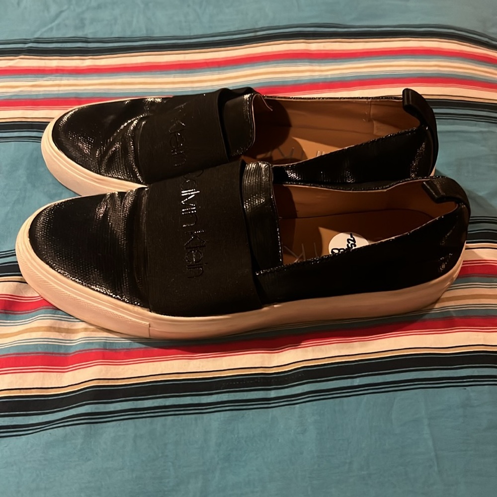 Shoes - Picture 2 of 2